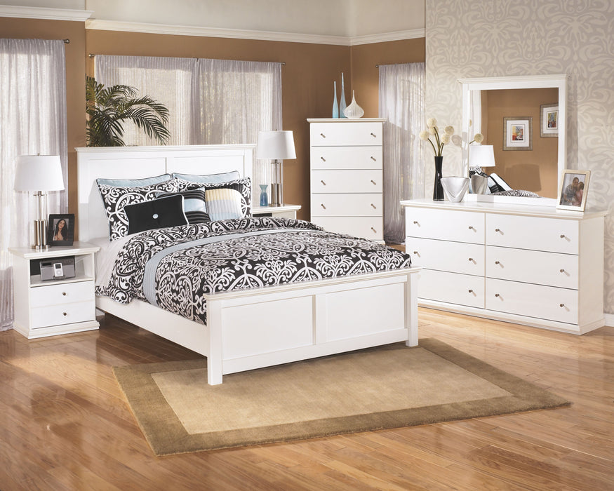 Bostwick - White - Five Drawer Chest