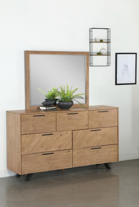 Taylor - 7-Drawer Rectangular Dresser With Mirror Light - Honey Brown