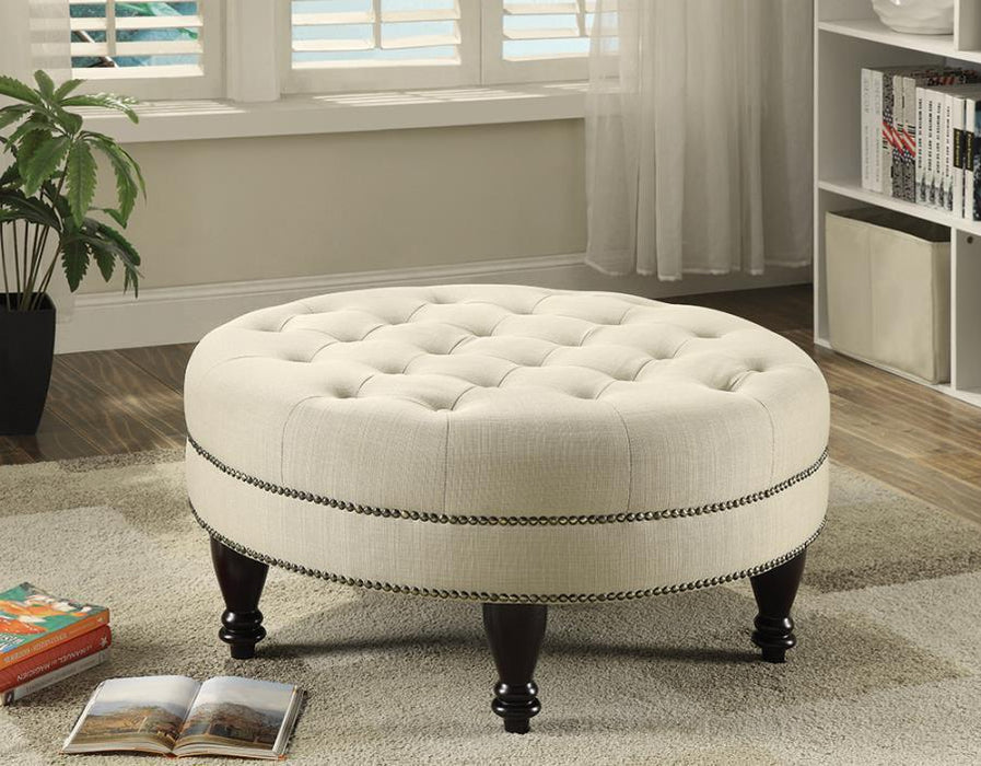 Accents : Ottomans - Oatmeal - Traditional Round Cocktail Ottoman