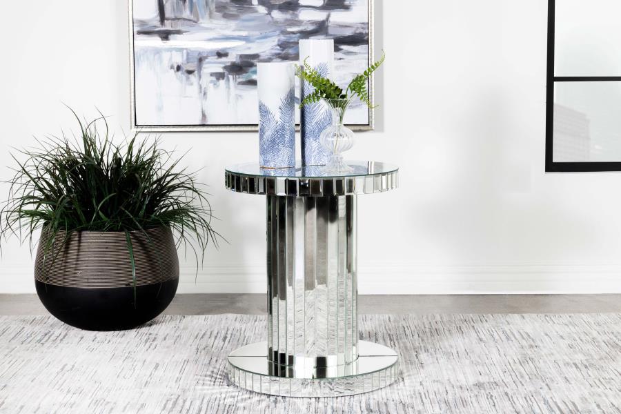 Dorielle - Crystal Inlay Round Top Accent Table - Mirror