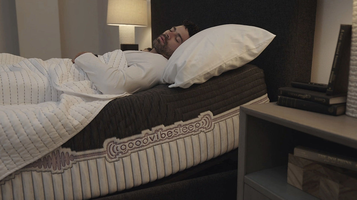 GoodVibeSleep - 13" Soothe Hybrid Foam And Coil Flex Head Mattress