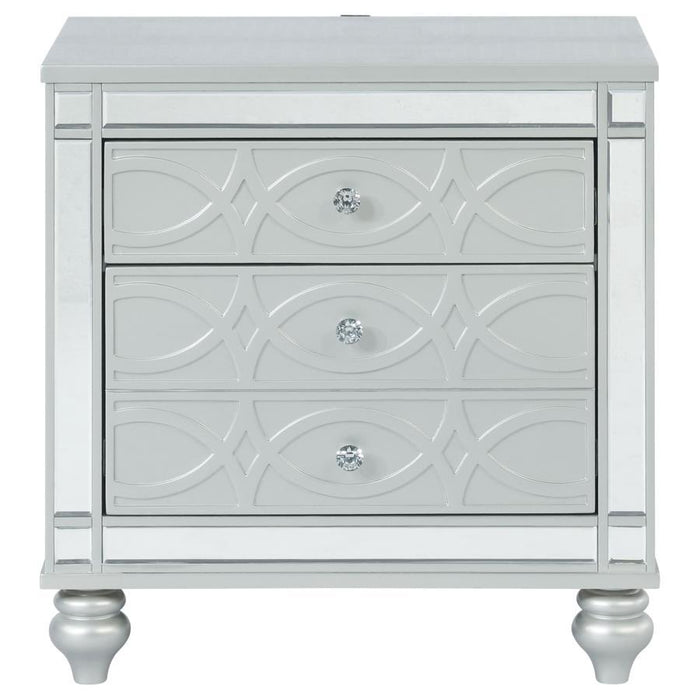 Gunnison Collection - Gunnison 2-drawer Nightstand Silver Metallic