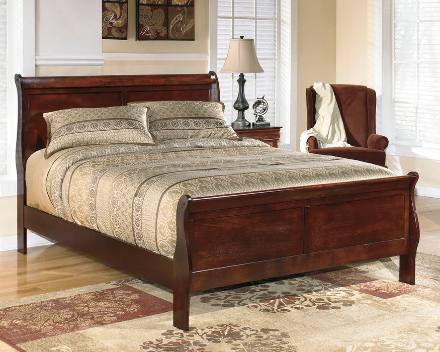 Alisdair - Dresser, Mirror, Sleigh Bed