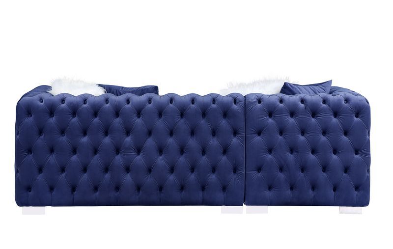 Syxtyx - Sectional Sofa w/ Pillows