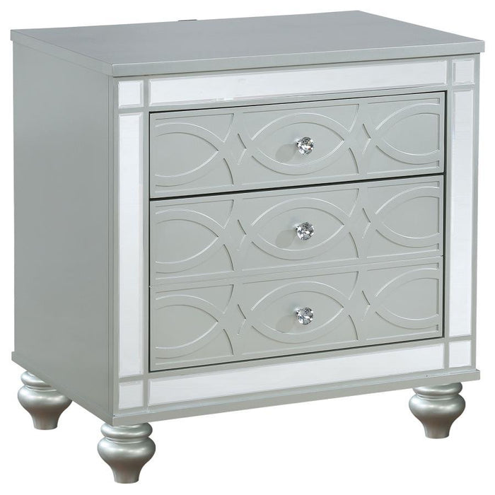 Gunnison Collection - Gunnison 2-drawer Nightstand Silver Metallic